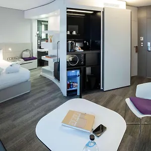 4* Отель Novotel